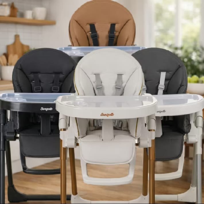 Cadeira de alimentação Burigotto Prima Pappa Zero 3 em várias cores, com estofado acolchoado e bandeja