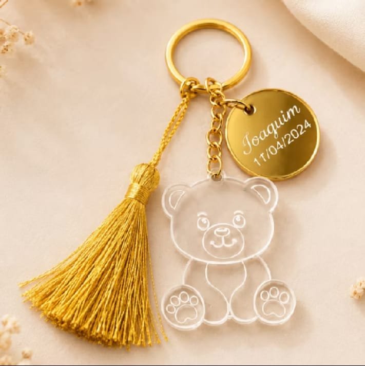Chaveiro de acrílico urso com disco dourado personalizado