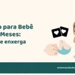 Pepê olhando um bebê deitado e dois cartões de alto contraste com corações brancos sobre fundo preto